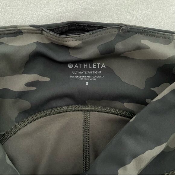 Athleta Ultimate 7/8 Tight Leggings in Green Camo, Size S NWOT - Picture 7 of 11